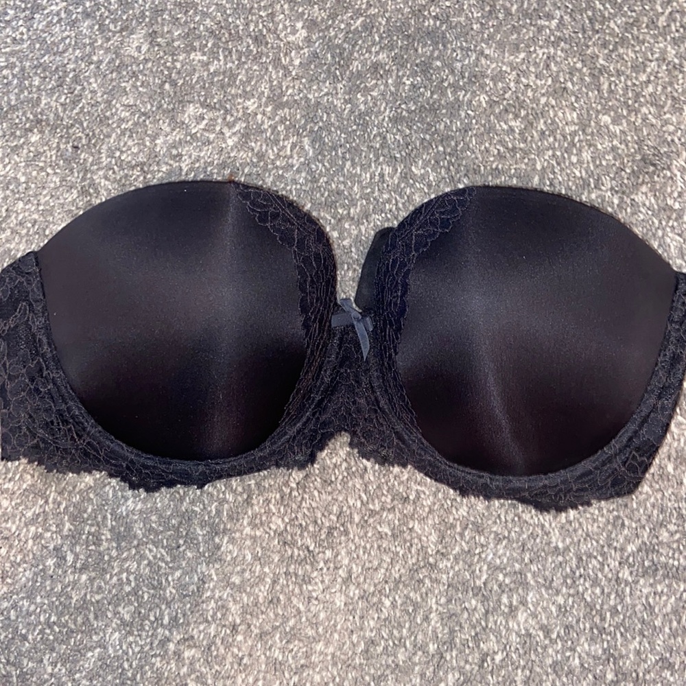 Victoria’s Secret Black Strapless Bra Size 32DDD